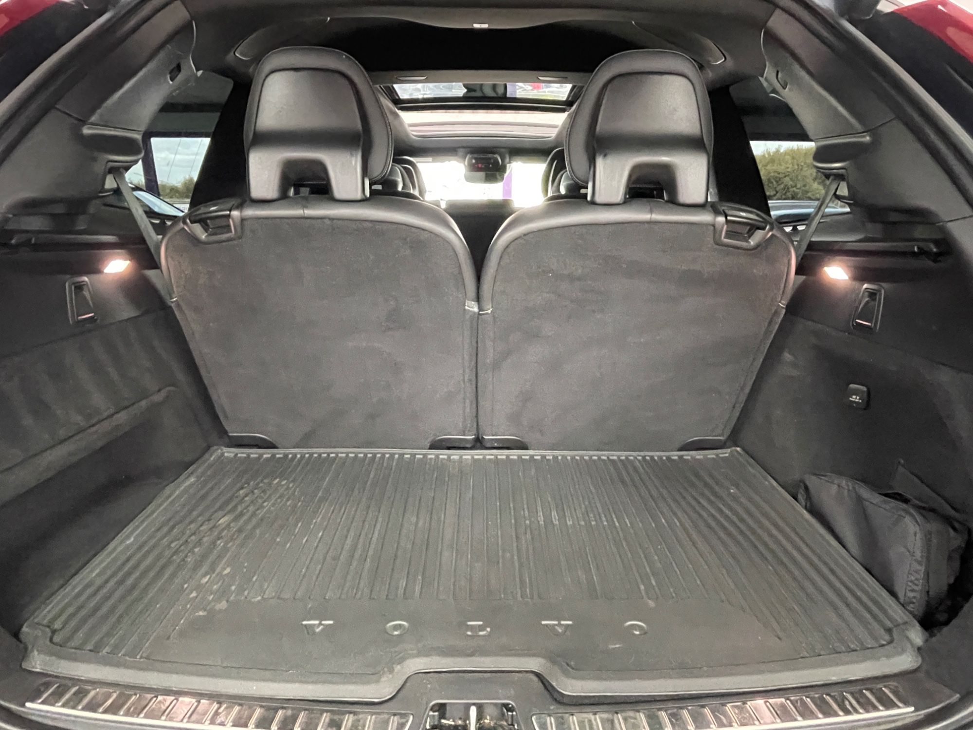 USED 2020 70 VOLVO XC90 2.0 B5 MHEV R-Design Pro SUV 5dr Diesel Hybrid Auto 4WD Euro 6 (s/s) (235 ps) 
