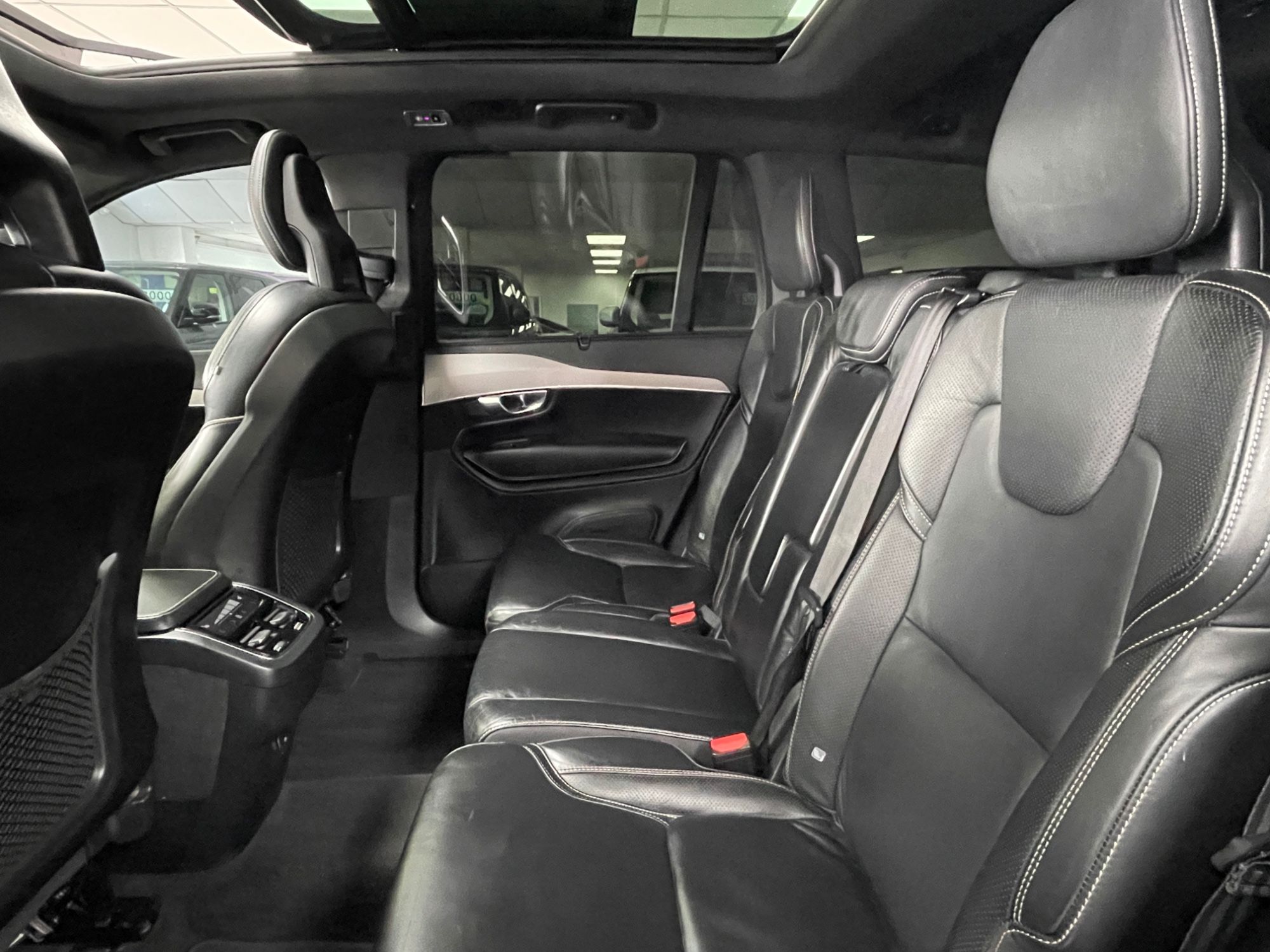 USED 2020 70 VOLVO XC90 2.0 B5 MHEV R-Design Pro SUV 5dr Diesel Hybrid Auto 4WD Euro 6 (s/s) (235 ps) 