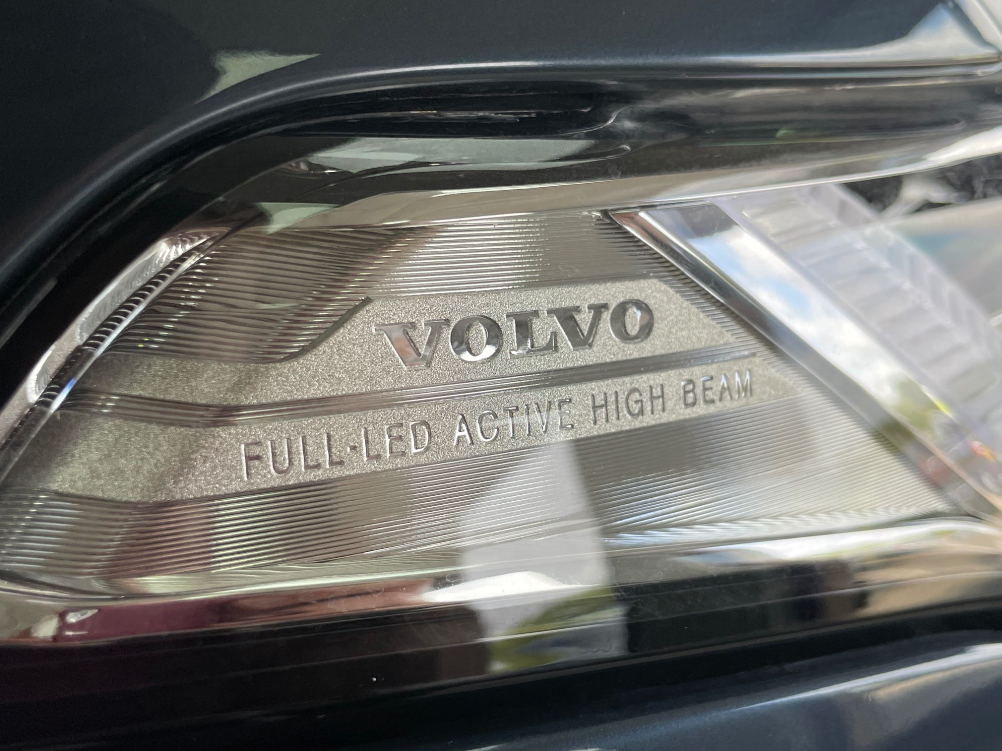 USED 2020 70 VOLVO XC90 2.0 B5 MHEV R-Design Pro SUV 5dr Diesel Hybrid Auto 4WD Euro 6 (s/s) (235 ps) 