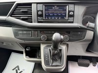 USED 2021 21 VOLKSWAGEN TRANSPORTER 2.0 TDI T32 HIGHLINE Kombi Double Cab 5dr Diesel DSG FWD SWB Euro 6 (s/s) (150BHP )  LED LIGHTS + 20&rdquo; ALLOYS + BODY STYLING