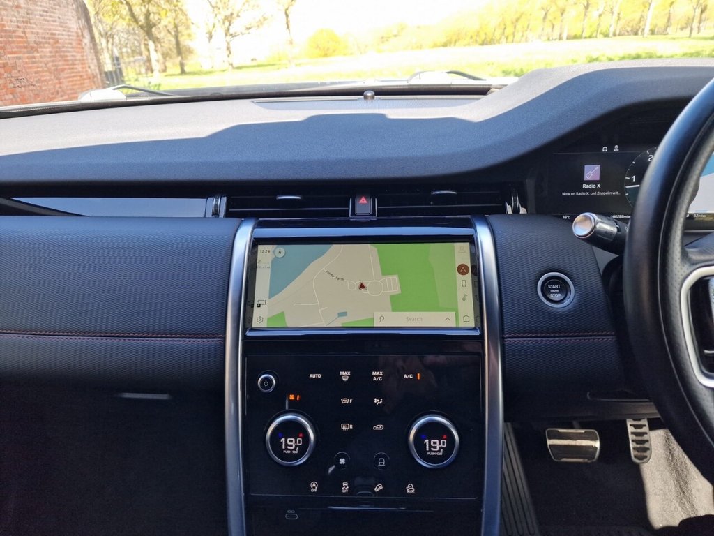 USED 2021 21 LAND ROVER DISCOVERY SPORT 2.0 D200 MHEV R-Dynamic SE SUV 5dr Diesel Auto 4WD Euro 6 (s/s) (204 ps) FINANCE AVAIALBLE