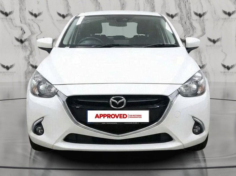 2019 Mazda Mazda2 in white — photo 2 of 14