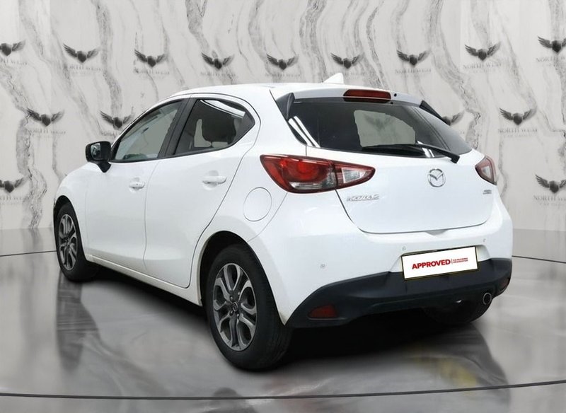2019 Mazda Mazda2 in white — photo 4 of 14