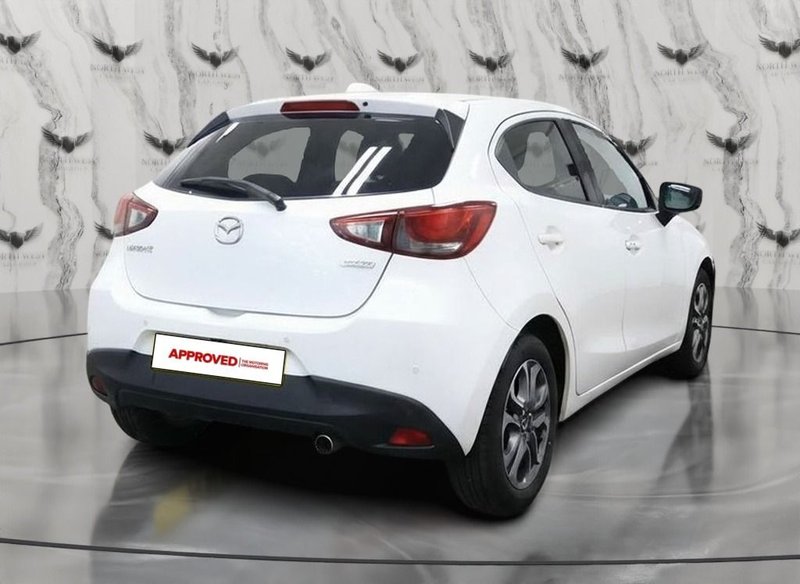 2019 Mazda Mazda2 in white — photo 6 of 14