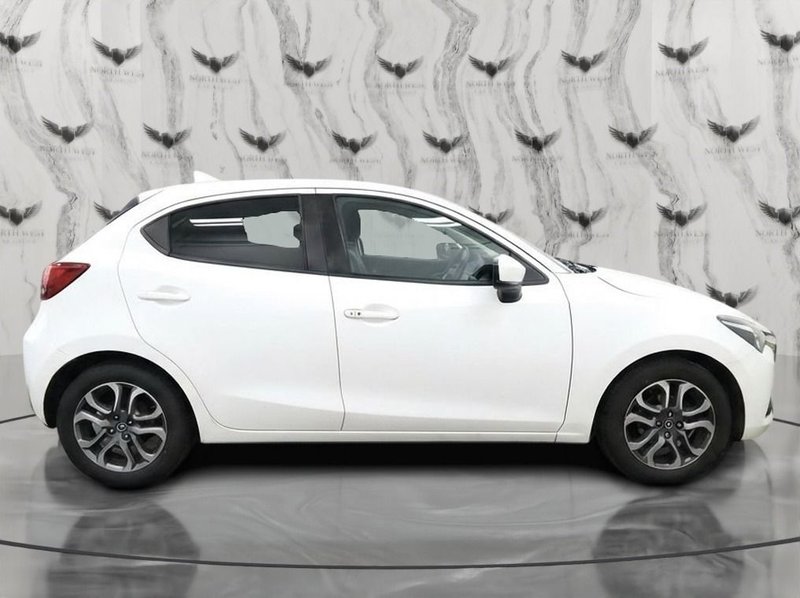 2019 Mazda Mazda2 in white — photo 9 of 14