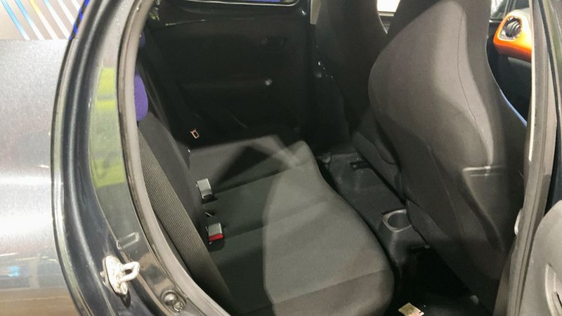 2018 Citroën C1 in grey — photo 10 of 11