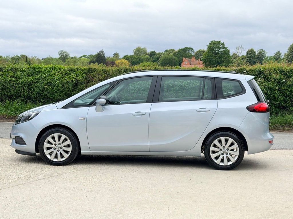 USED 2017 17 VAUXHALL ZAFIRA TOURER 1.4i Turbo Design MPV 5dr Petrol Manual Euro 6 (140 ps) 8 Services|7 Seats|R.F Sensors|Apple CarPlay/Android Auto|