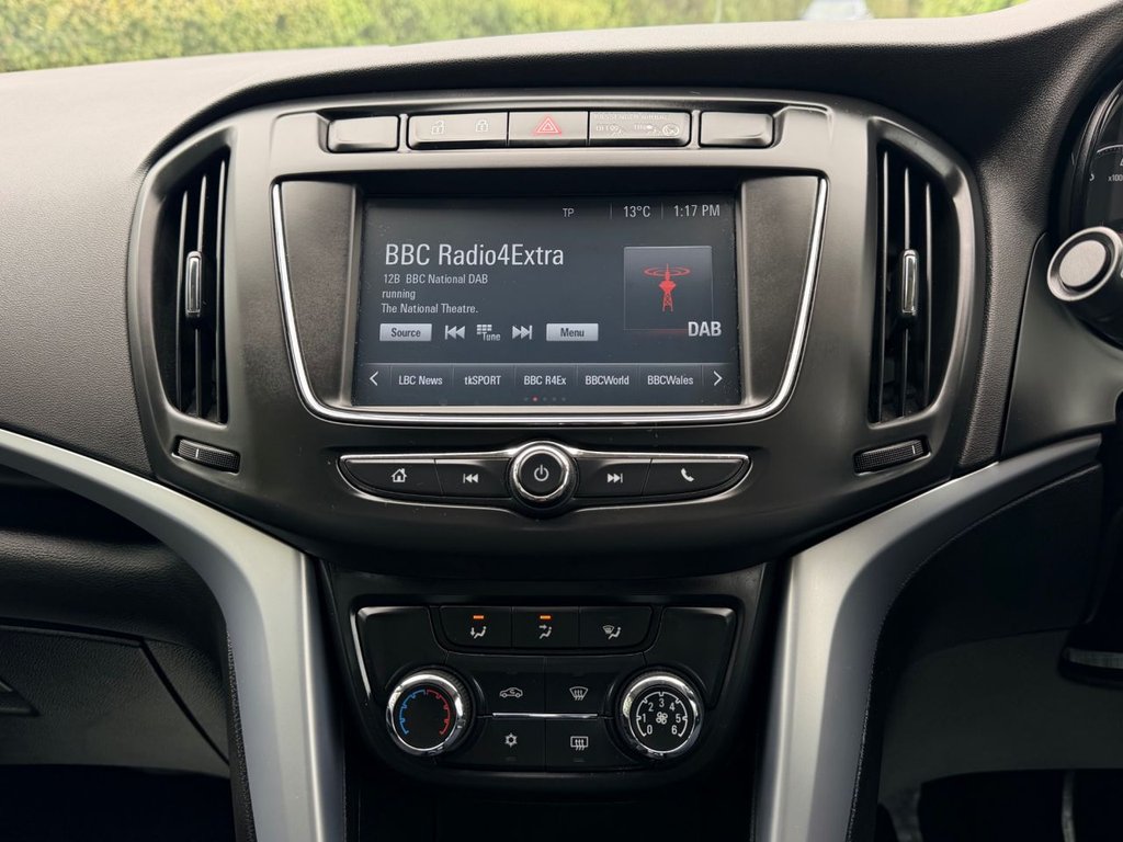 USED 2017 17 VAUXHALL ZAFIRA TOURER 1.4i Turbo Design MPV 5dr Petrol Manual Euro 6 (140 ps) 8 Services|7 Seats|R.F Sensors|Apple CarPlay/Android Auto|