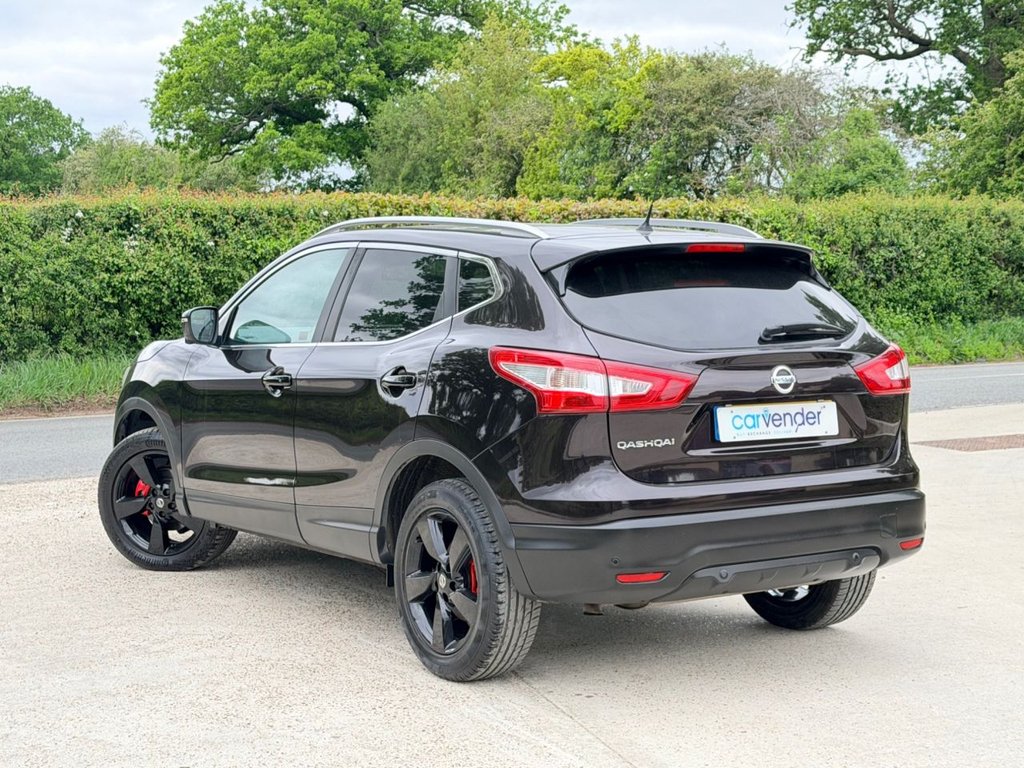 USED 2017 66 NISSAN QASHQAI 1.2 DIG-T N-Connecta SUV 5dr Petrol XTRON 2WD Euro 6 (s/s) (115 ps) 8 Services|Roof|SatNav|Sensors|360 View Reversing Camera|