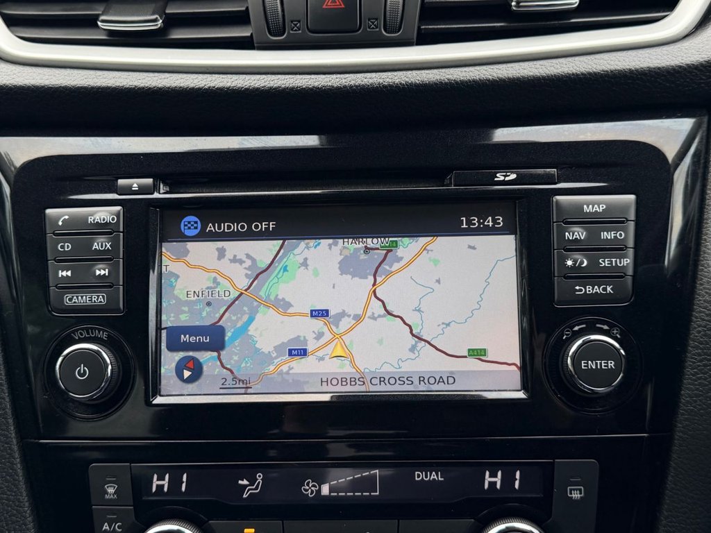 USED 2017 66 NISSAN QASHQAI 1.2 DIG-T N-Connecta SUV 5dr Petrol XTRON 2WD Euro 6 (s/s) (115 ps) 8 Services|Roof|SatNav|Sensors|360 View Reversing Camera|