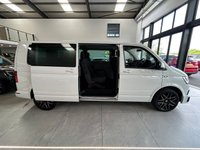USED 2018 18 VOLKSWAGEN TRANSPORTER SHUTTLE 2.0 TDI BlueMotion Tech SE Minibus Double Cab 5dr Diesel Manual FWD LWB Euro 6 (s/s) (102 ps) 