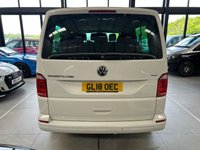 USED 2018 18 VOLKSWAGEN TRANSPORTER SHUTTLE 2.0 TDI BlueMotion Tech SE Minibus Double Cab 5dr Diesel Manual FWD LWB Euro 6 (s/s) (102 ps) 