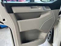 USED 2018 18 VOLKSWAGEN TRANSPORTER SHUTTLE 2.0 TDI BlueMotion Tech SE Minibus Double Cab 5dr Diesel Manual FWD LWB Euro 6 (s/s) (102 ps) 