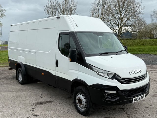 View our IVECO DAILY