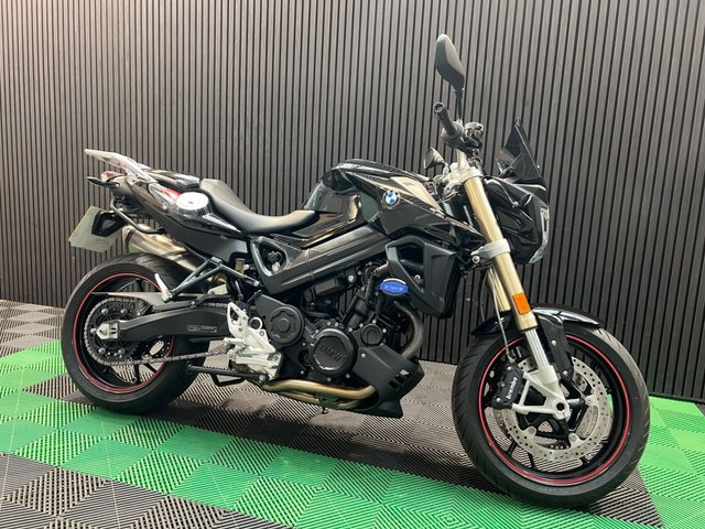 View our BMW F 800 R