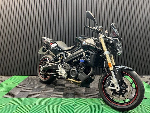 View our BMW F 800 R