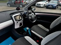 USED 2015 15 PEUGEOT 108 1.2 PureTech Roland Garros Top! 3dr Petrol Manual Euro 6 (82 ps) Bluetooth,rev cam,auto lights,