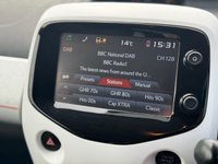 USED 2015 15 PEUGEOT 108 1.2 PureTech Roland Garros Top! 3dr Petrol Manual Euro 6 (82 ps) Bluetooth,rev cam,auto lights,
