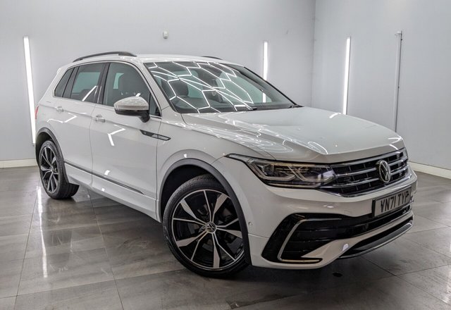 View our Volkswagen Tiguan 1.5 TSI R-Line SUV 5dr Petrol DSG Euro 6 (s/s) (150 ps)