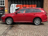 USED 2020 20 MITSUBISHI OUTLANDER 2.4h TwinMotor 13.8kWh Dynamic SUV 5dr Petrol Plug-in Hybrid CVT 4WD Euro 6 (s/s) (224 ps) FULL HISTORY, HYBRID, 2 KEYS