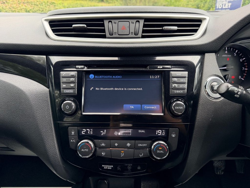 USED 2017 17 NISSAN QASHQAI 1.2 DIG-T N-Vision SUV 5dr Petrol Manual 2WD Euro 6 (s/s) (115 ps) 