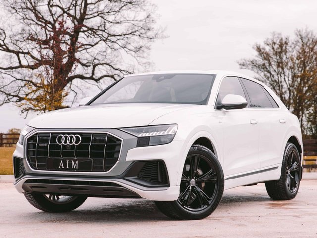 View our AUDI Q8