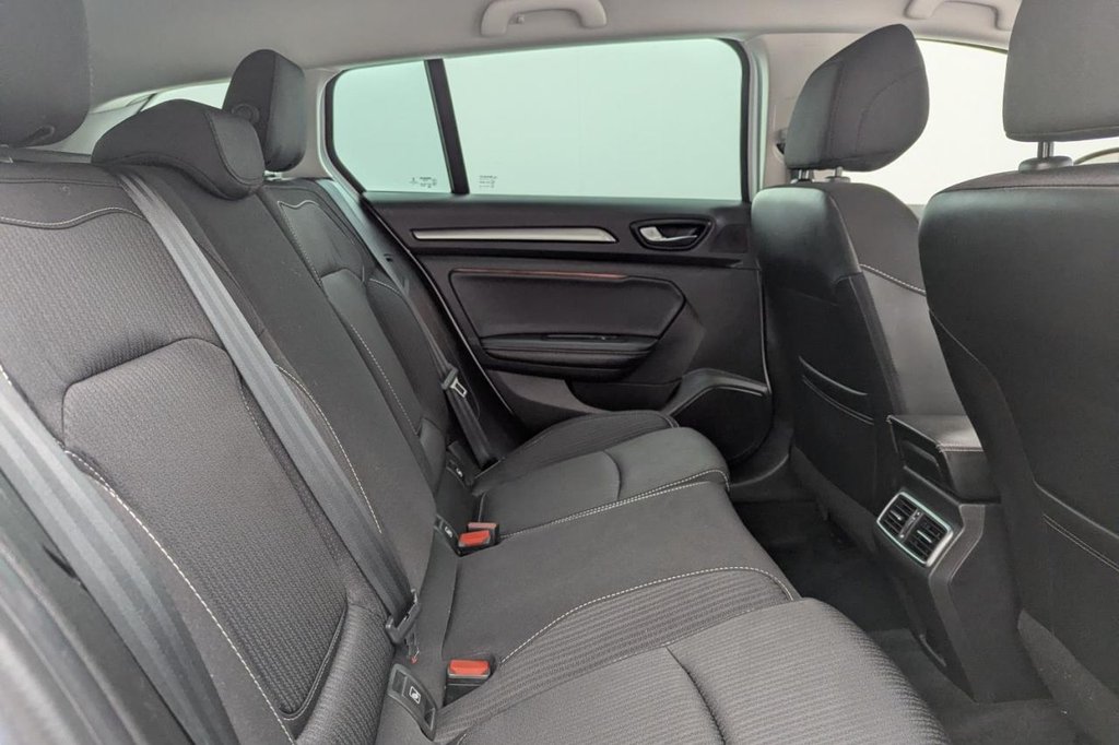 USED 2020 70 RENAULT MEGANE 1.5 Blue dCi Iconic Sport Tourer 5dr Diesel Manual Euro 6 (s/s) (115 ps) Sat Nav, Cruise, Keyless Entry