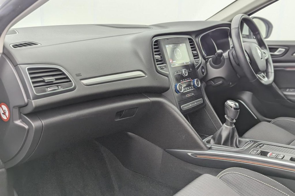 USED 2020 70 RENAULT MEGANE 1.5 Blue dCi Iconic Sport Tourer 5dr Diesel Manual Euro 6 (s/s) (115 ps) Sat Nav, Cruise, Keyless Entry