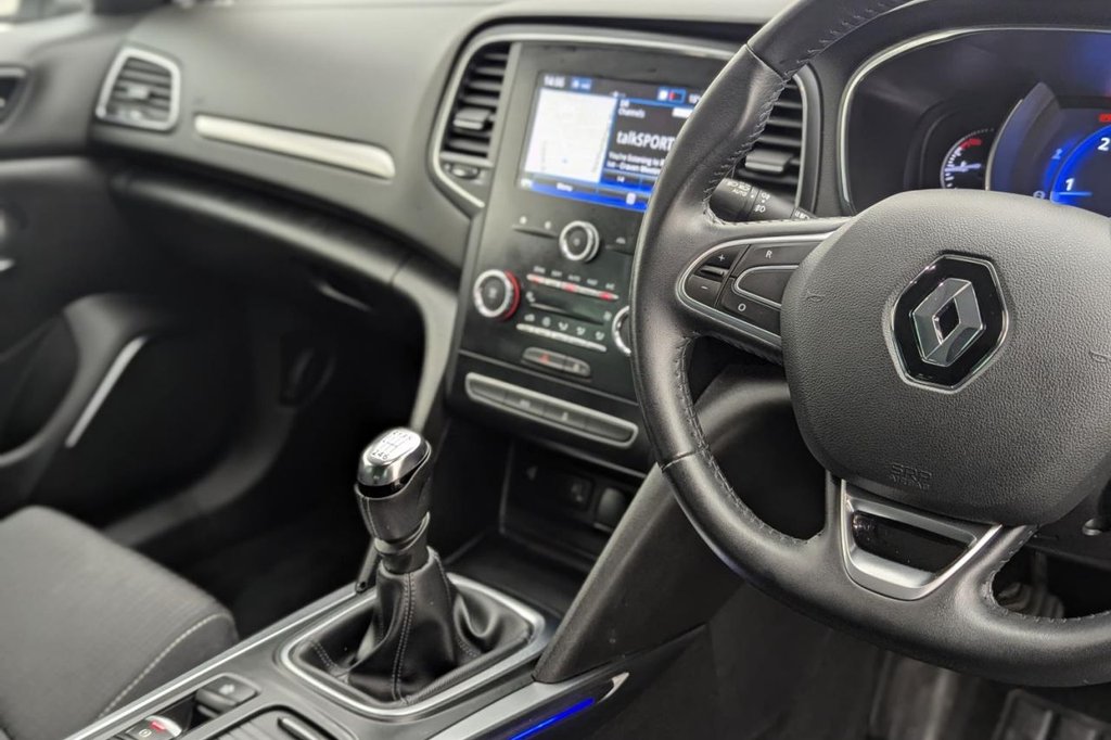 USED 2020 70 RENAULT MEGANE 1.5 Blue dCi Iconic Sport Tourer 5dr Diesel Manual Euro 6 (s/s) (115 ps) Sat Nav, Cruise, Keyless Entry
