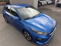 USED 2019 19 KIA CEED 1.4 T-GDi Blue Edition Hatchback 5dr Petrol DCT Euro 6 (s/s) (138 bhp) AUTO -- FULL SERVICE HISTORY -- SAT NAV -- CAR PLAY -- CAMERA