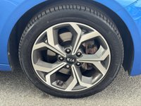 USED 2019 19 KIA CEED 1.4 T-GDi Blue Edition Hatchback 5dr Petrol DCT Euro 6 (s/s) (138 bhp) AUTO -- FULL SERVICE HISTORY -- SAT NAV -- CAR PLAY -- CAMERA