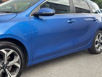 USED 2019 19 KIA CEED 1.4 T-GDi Blue Edition Hatchback 5dr Petrol DCT Euro 6 (s/s) (138 bhp) AUTO -- FULL SERVICE HISTORY -- SAT NAV -- CAR PLAY -- CAMERA