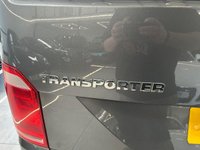 USED 2019 69 VOLKSWAGEN TRANSPORTER 2.0 TDI T28 Highline KOMBI CREW VAN 5 SEATER  5dr Diesel Manual FWD SWB Euro 6 (s/s) (102 ps) 