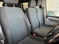 USED 2019 69 VOLKSWAGEN TRANSPORTER 2.0 TDI T28 Highline KOMBI CREW VAN 5 SEATER  5dr Diesel Manual FWD SWB Euro 6 (s/s) (102 ps) 