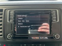 USED 2019 69 VOLKSWAGEN TRANSPORTER 2.0 TDI T28 Highline KOMBI CREW VAN 5 SEATER  5dr Diesel Manual FWD SWB Euro 6 (s/s) (102 ps) 