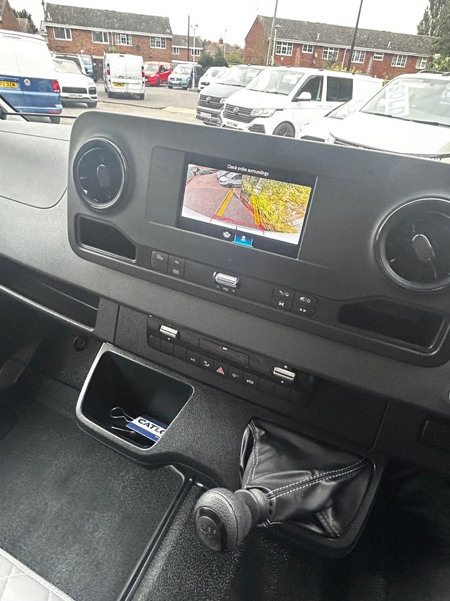 View our MERCEDES-BENZ SPRINTER