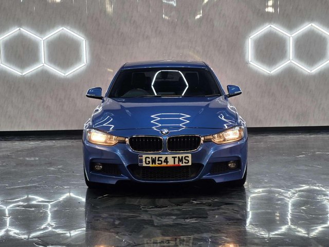 View our BMW 3 SERIES