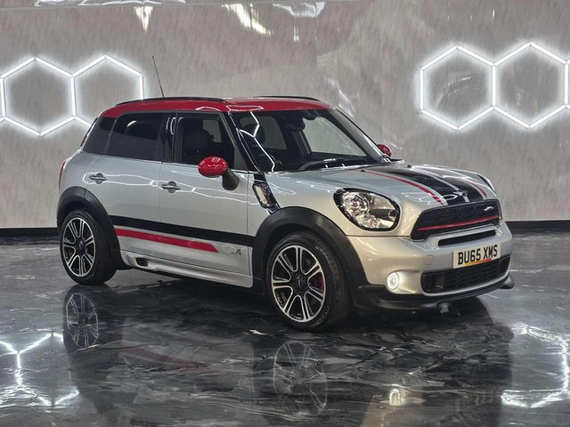 View our MINI COUNTRYMAN