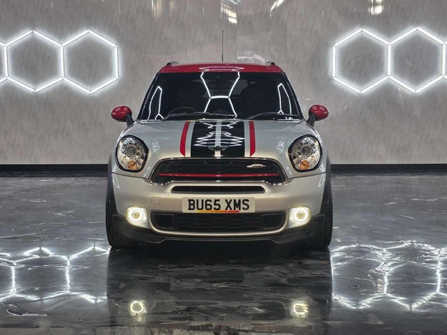 View our MINI COUNTRYMAN