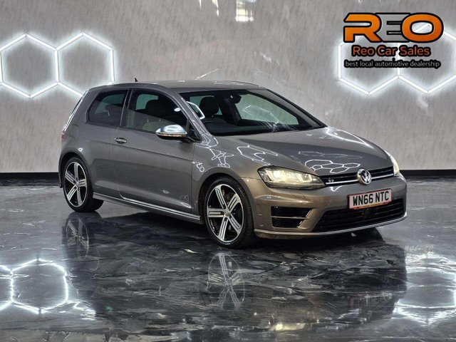 View our VOLKSWAGEN GOLF