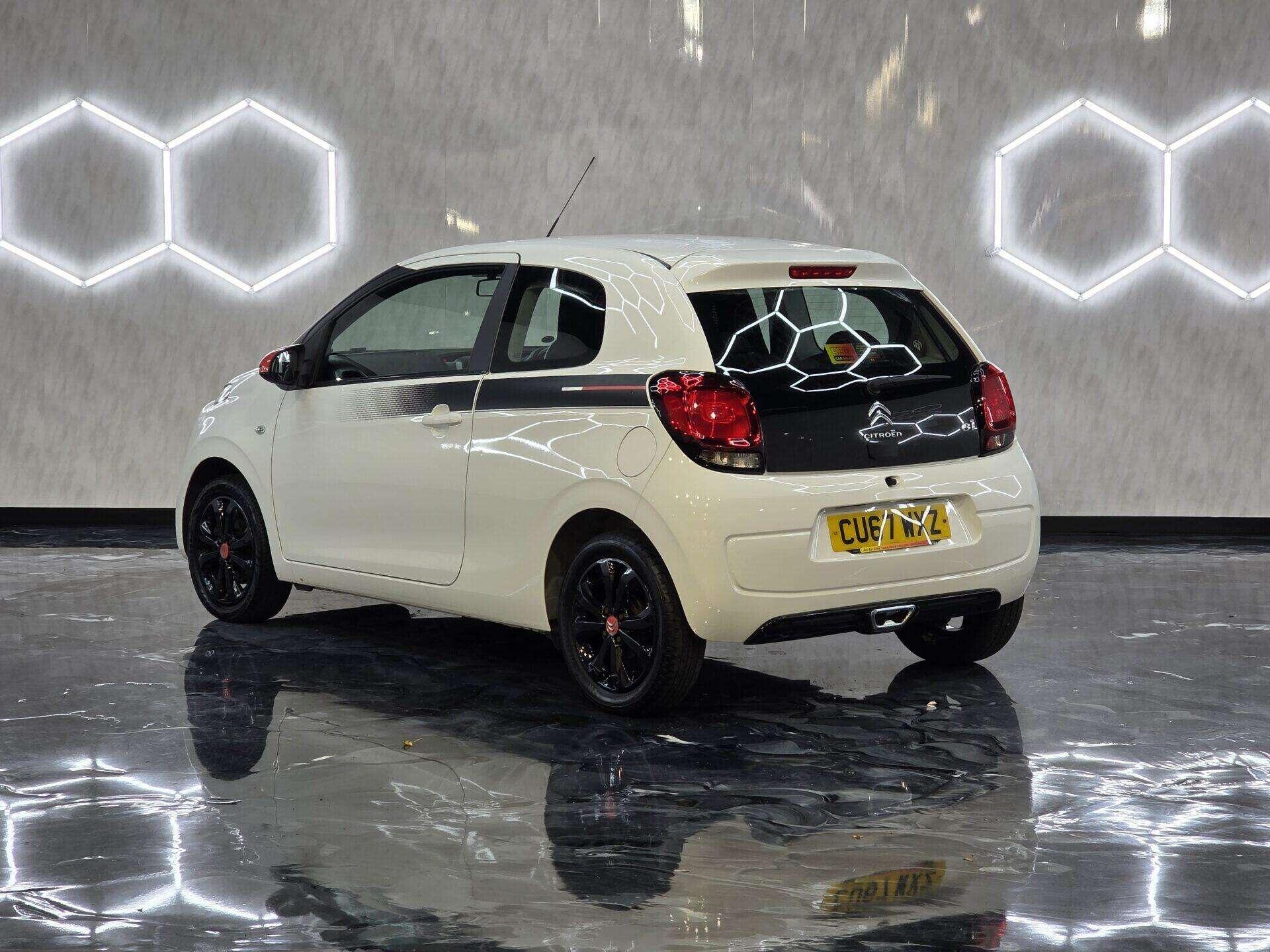 2017 Citroen C1 thumbnail 5