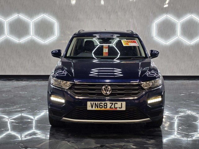 View our VOLKSWAGEN T-ROC
