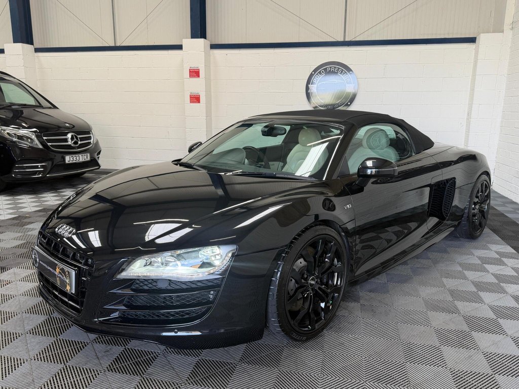 USED 2011 11 AUDI R8 5.2 FSI V10 Spyder R Tronic quattro Euro 4 2dr GREAT COLOUR COMBO
