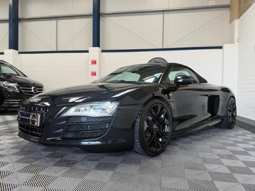 USED 2011 11 AUDI R8 5.2 FSI V10 Spyder R Tronic quattro Euro 4 2dr GREAT COLOUR COMBO