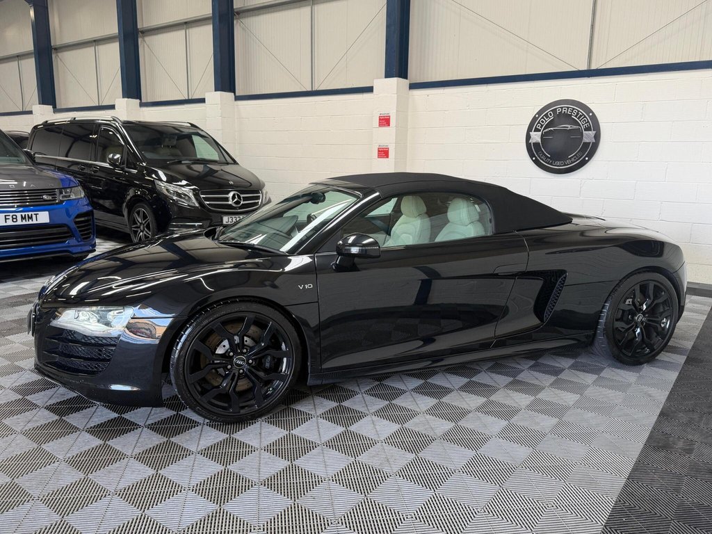 USED 2011 11 AUDI R8 5.2 FSI V10 Spyder R Tronic quattro Euro 4 2dr GREAT COLOUR COMBO