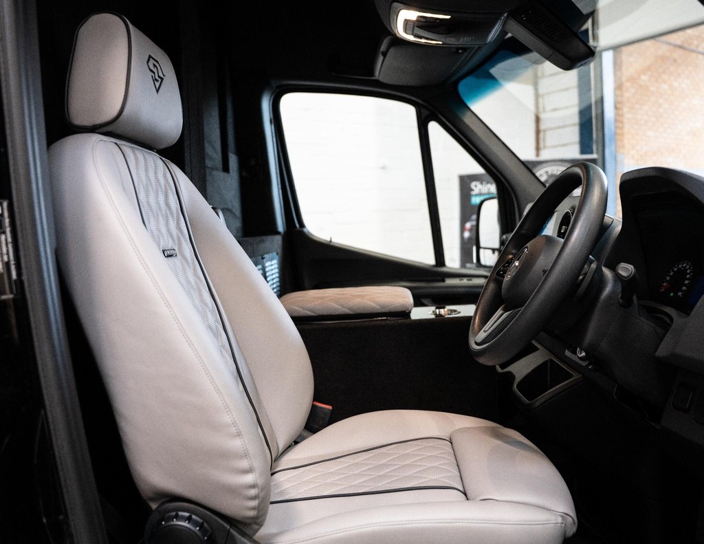USED 2023 23 MERCEDES-BENZ SPRINTER 2.0 315 CDI Premium G-Tronic RWD L3 H2 Euro 6 (s/s) 5dr DRIVEN JET FORCE 1|RARE|TV'S