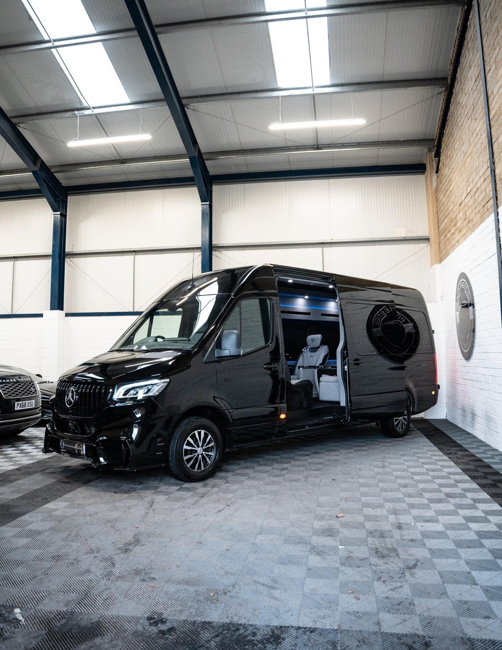 USED 2023 23 MERCEDES-BENZ SPRINTER 2.0 315 CDI Premium G-Tronic RWD L3 H2 Euro 6 (s/s) 5dr DRIVEN JET FORCE 1|RARE|TV'S