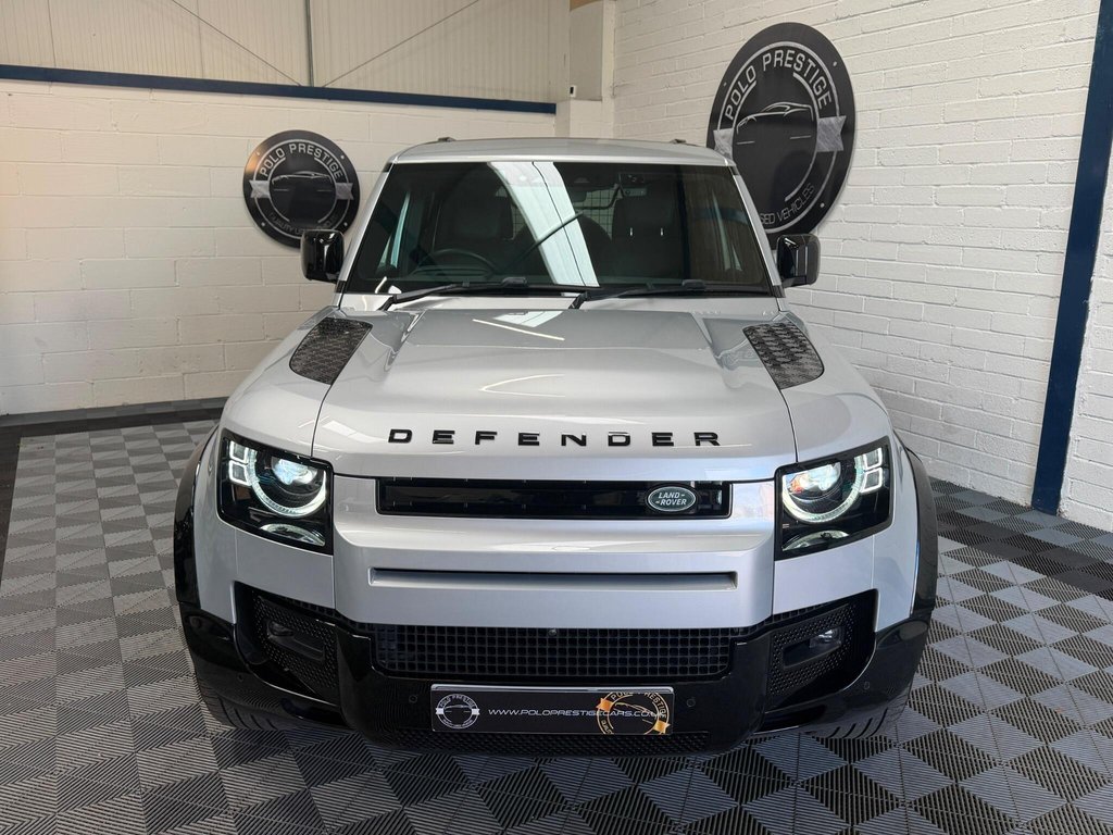 USED 2024 24 LAND ROVER DEFENDER 110 3.0 D300 MHEV X-Dynamic HSE Auto 4WD Euro 6 (s/s) 5dr GREAT CONDITION AND SPEC