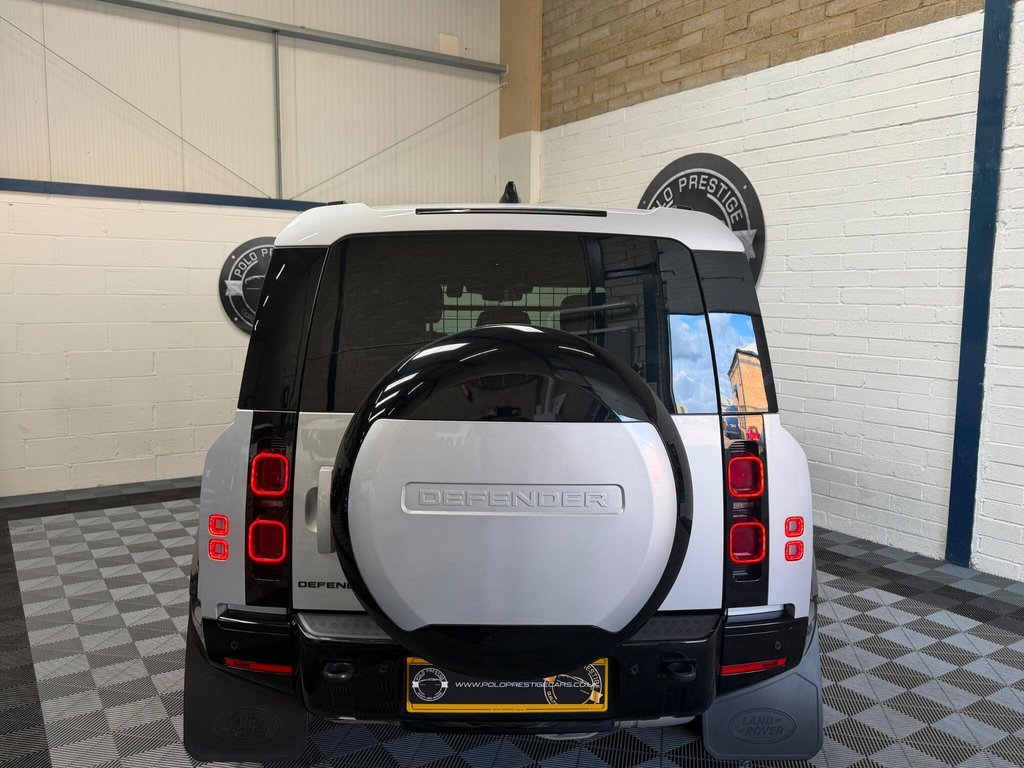 USED 2024 24 LAND ROVER DEFENDER 110 3.0 D300 MHEV X-Dynamic HSE Auto 4WD Euro 6 (s/s) 5dr GREAT CONDITION AND SPEC
