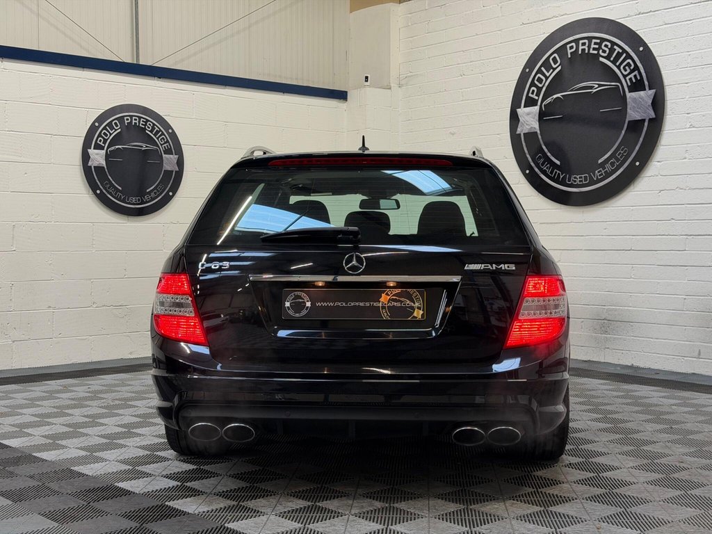 USED 2023 09 MERCEDES-BENZ C CLASS 6.3 C63 V8 AMG Estate 5dr Petrol G-Tronic Euro 4 (457 ps) GENUINE MILES|SUNROOF|LIKE NEW